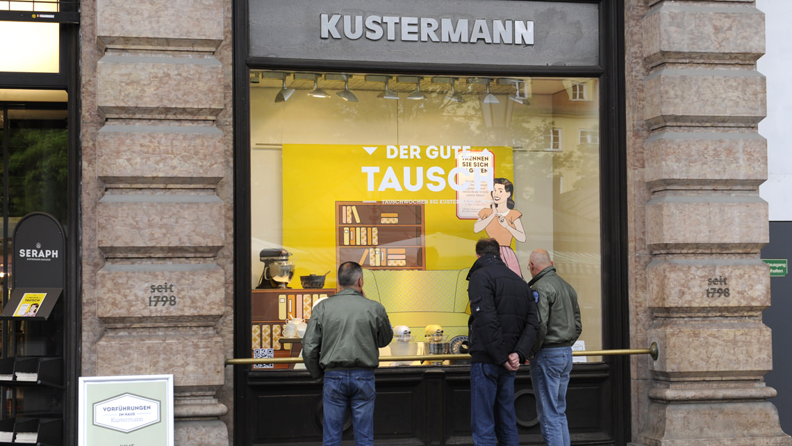 PVC-Figuren bei Kustermann in München